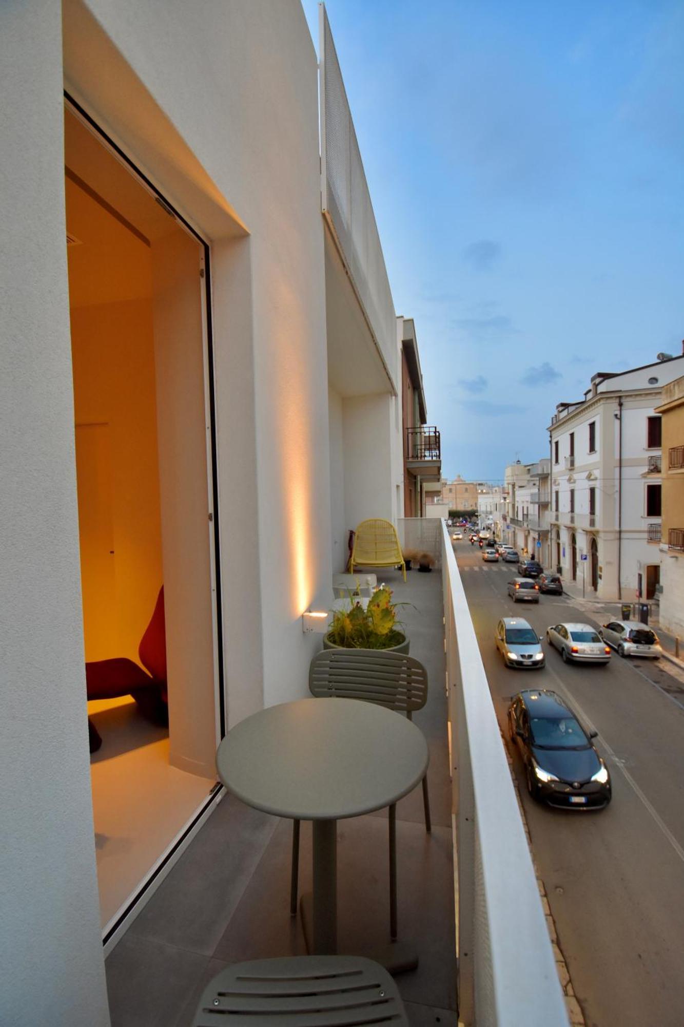Mpiut - Housea Hotel Polignano a Mare Kültér fotó
